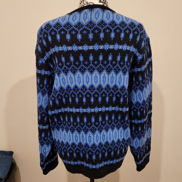 Vintage Pure Wool Cardigan - Picture 2 of 5